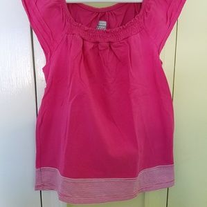 Cute pink top. Size 5.